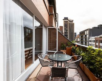 Suites by Vilar America - Bogota - Balkon