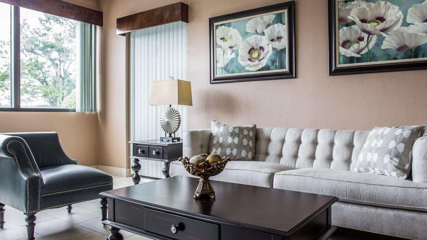 Quality Inn Mullins - Marion