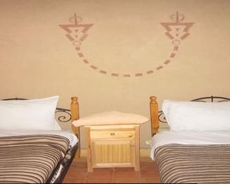 Hotel Awayou - Kelaat Mgouna - Bedroom