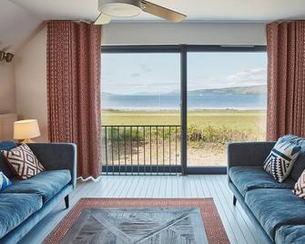 Beach House - Isle of Mull - Living room