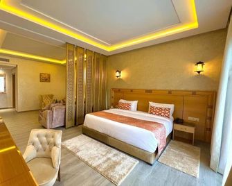 Z Hotel Meknes - Meknes - Habitación