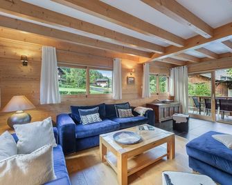 Casa Linga - Chalet - BO Immobilier - Châtel - Reduced prices on ski passes Châtel & Portes du Soleil - Châtel - Salon