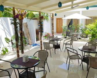 Karaa Village - Thoddoo - Restaurant