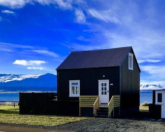 Vellir Grenivik a home with a view - Grýtubakkahreppur
