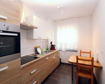 Aparthotel Kompass A 202-203 - Essen - Kitchen