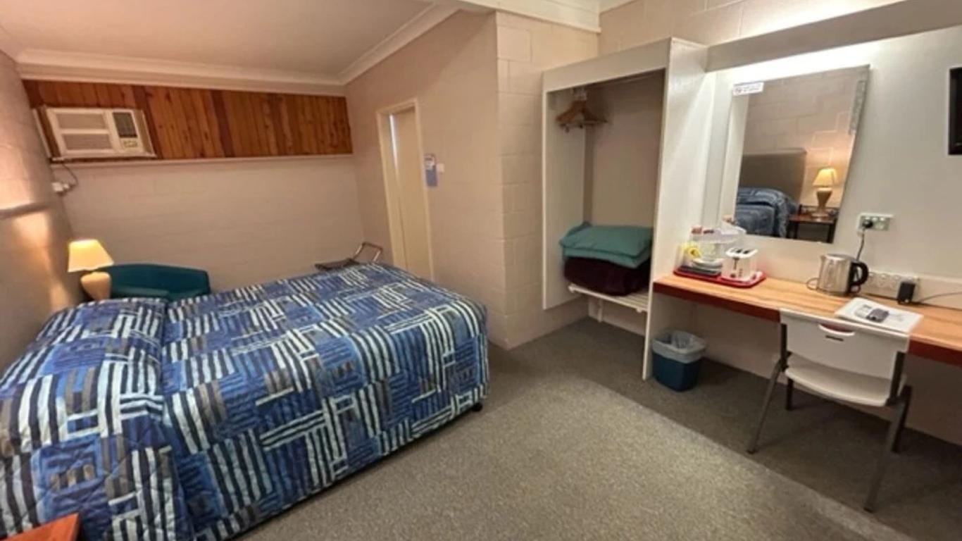 وارين موتور إن