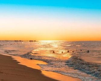 Villa Anabella-Beachfront Luxury Retreat, Beachfront Beach House - Jutiapa - Playa