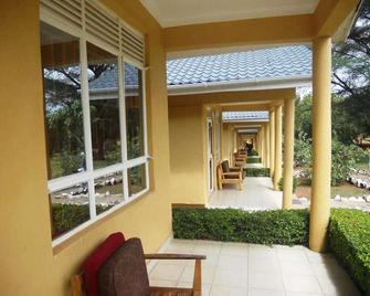 Mount Moroto Hotel - Moroto - Patio