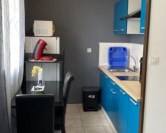 Studio De La Gare - Vesoul - Keuken