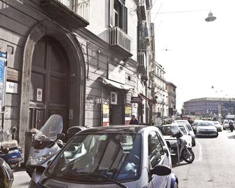 B&b Medinaples - Naples - Extérieur