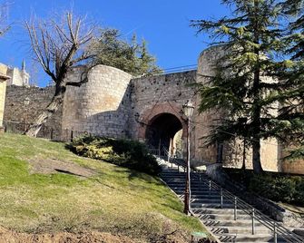 Aljama Burgos - Burgos - Gebouw