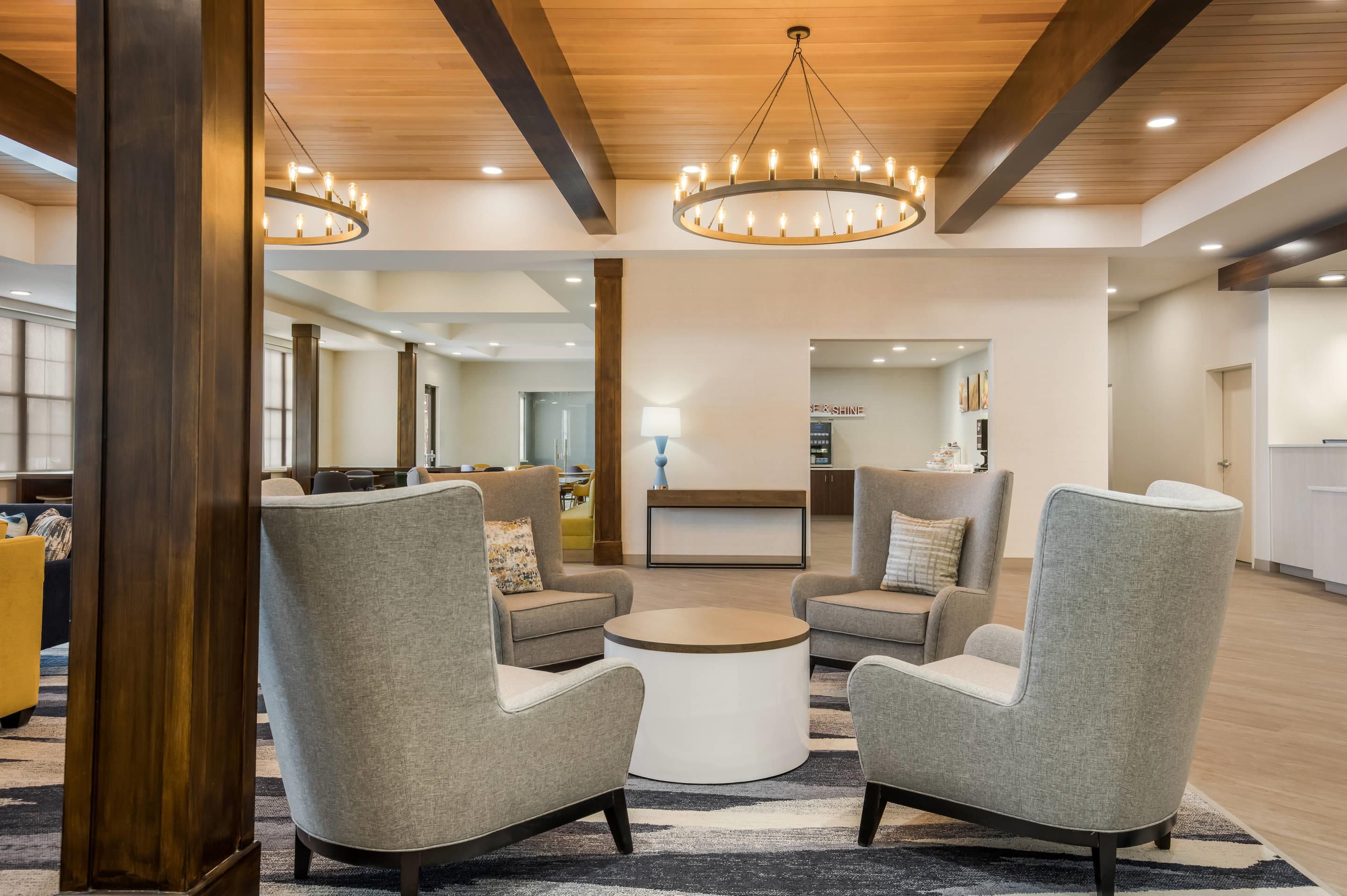 MainStay Suites Gaylord - Gaylord - Salónek