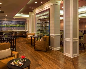 DoubleTree by Hilton Raleigh - Durham Airport at Research Triangle Park - Durham - Lounge