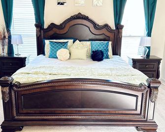 Elegant Cozy Master Suite, Mgm! - Montgomery - Bedroom