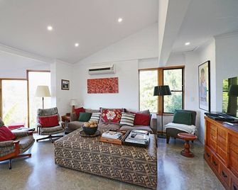Seavista 2 - Pambula - Living room