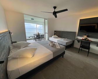 Karaibes Hotel - Le Gosier