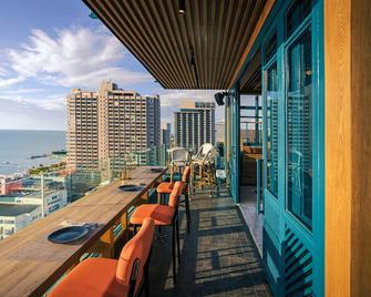 Mytt Hotel Pattaya - פאטאיה - מרפסת