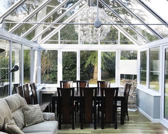 New Forest house with large garden, near sea. Perfect for families with children - Lymington