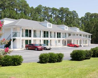 Super 8 Statesboro - Statesboro - Rakennus