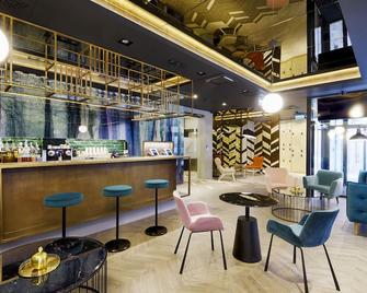 Kvihotel Budapest - Budapest - Bar
