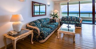 Alupang Beach Tower - Tamuning - Living room