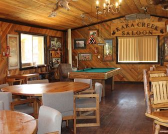 Kara Creek Ranch - 2 Bedroom Cabin with Kitchenette #3 - Sundance - Küche