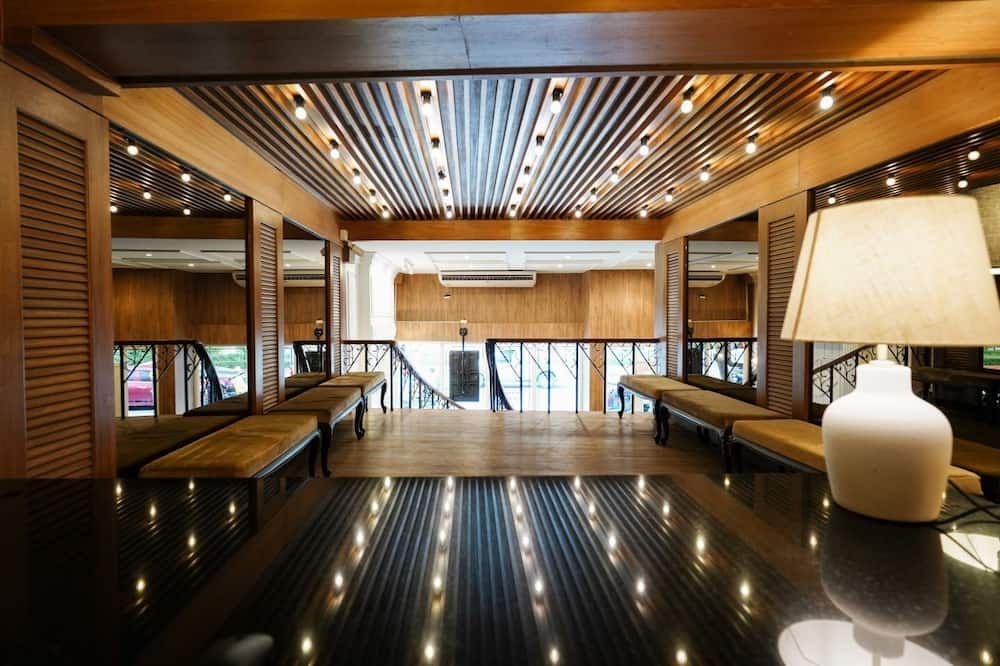 ذا بوش فاياثاي