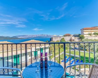 Vergina Star - Nikiana - Balkon