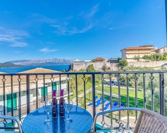 Vergina Star - Nikiana - Balkon