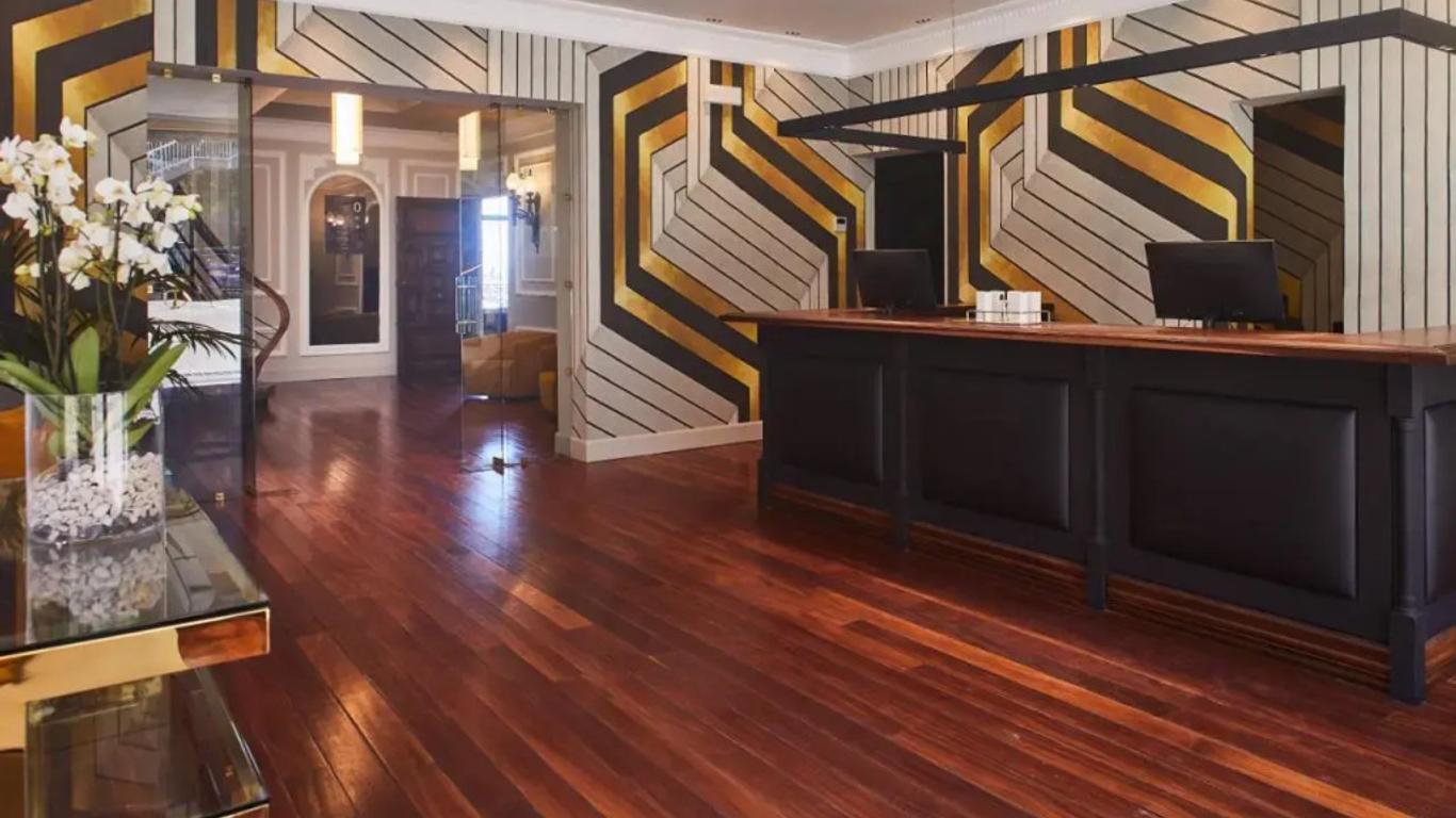 Hotel Silken Palacio Uribarren