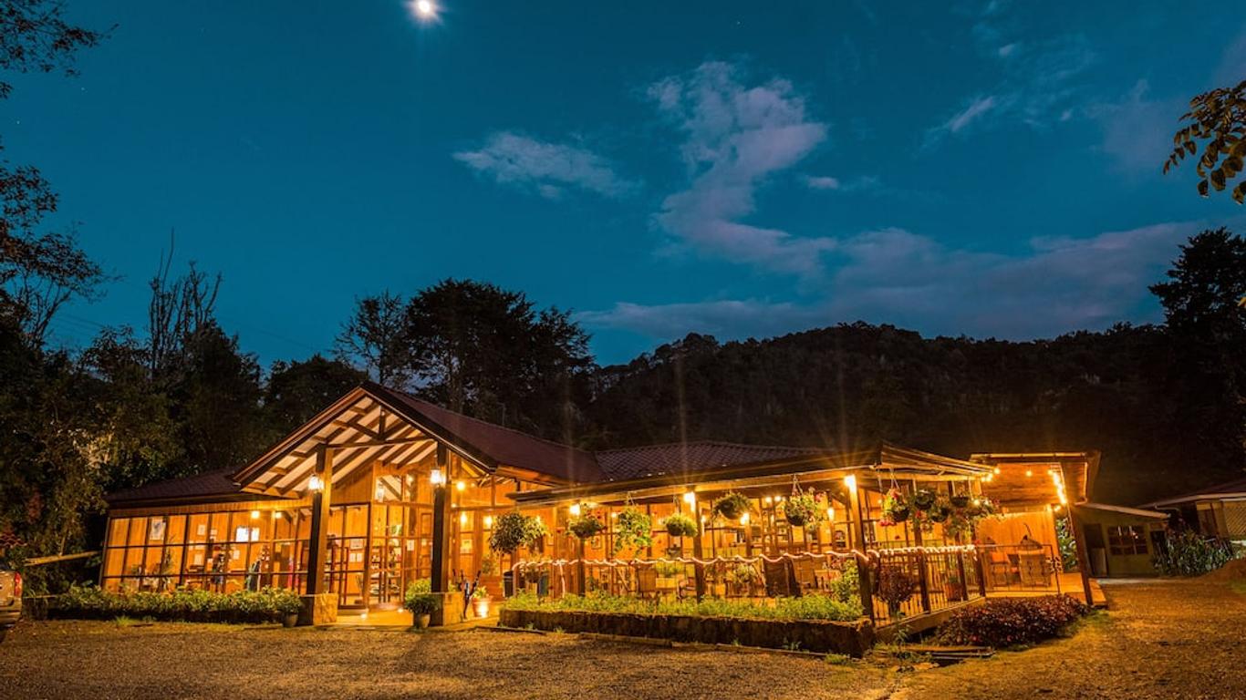 هوتل دي مونانيا ثوريا