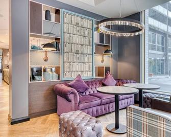 Premier Inn Dublin CC North Docklands - דבלין - סלון