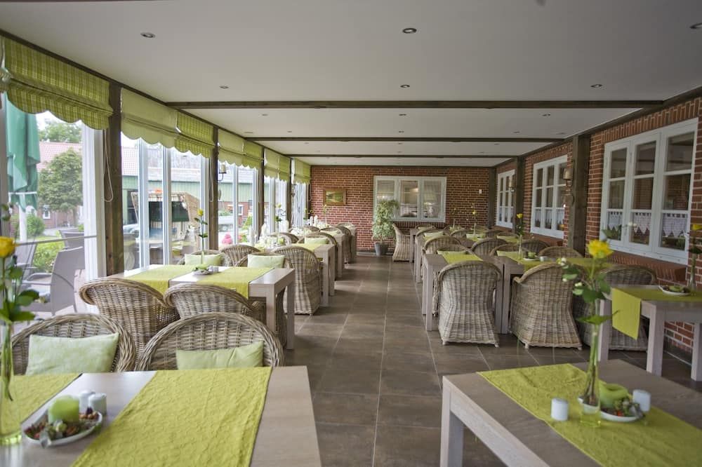 Paulsen's Landhotel und Restaurant - Husum - Restaurant