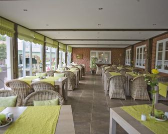 Paulsen's Landhotel und Restaurant - Husum - Restaurant