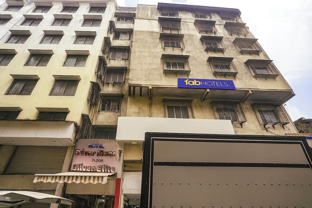 Via New Silver Elite - מומבאי - בניין