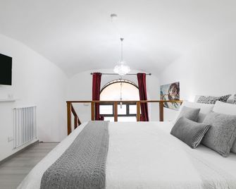 Diana Romantic Loft - Rome - Bedroom