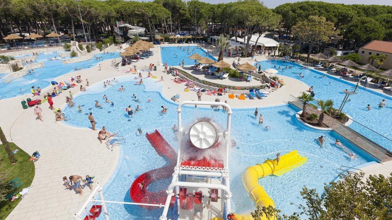 Ca' Pasquali Village