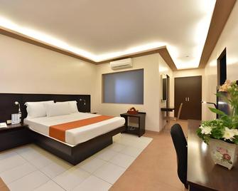 Batangas Country Club - Batangas - Bedroom