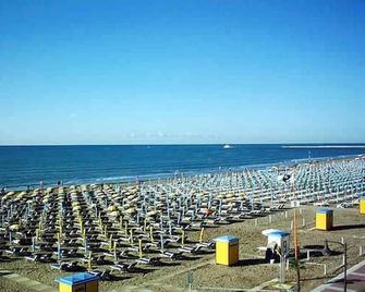 Hotel Antonella - Caorle - Strand