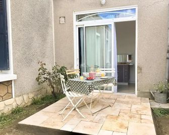 Maison De Ville Jardin 2km De Tours - Saint-Pierre-des-Corps - Terasa