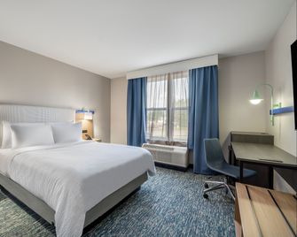 Garner Hotel Birch Run - Frankenmuth Area by IHG - Birch Run - Bedroom