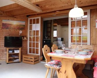 Chalet Hugli Mormont - Bure - Essbereich