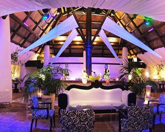 Hotel Suites Albayzin Del Mar - Almuñécar