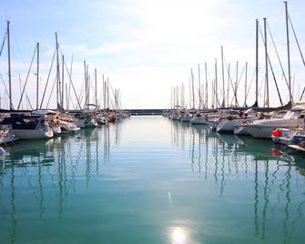 Global Properties, Estudio para parejas con piscina en Canet playa - Canet d'En Berenguer