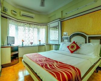 Akash Villa Guest House - Chennai - Bedroom