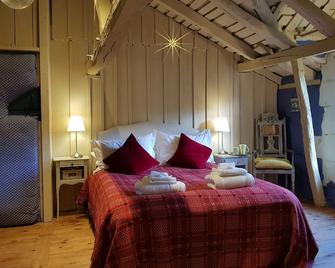 Romantic Mill Cottage 30 min from Bergerac France - Sourzac - Habitación