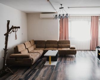 Elite Residence Alsancak - Izmir - Living room