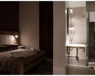 New Gallery - Napoli - Camera da letto