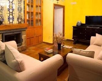 Rural apartment El Balcón de Pilatos for 12 people - Palazuelos de Eresma - Sala de estar