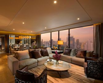 Hilton Sukhumvit Bangkok - בנגקוק - טרקלין